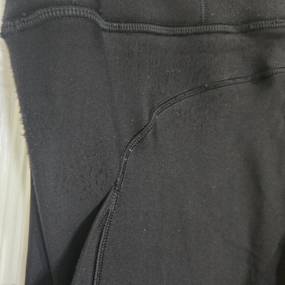 Lululemon Fast and Free Thermal Leggings with pockets 28" size 4 Black - Picture 7 of 15